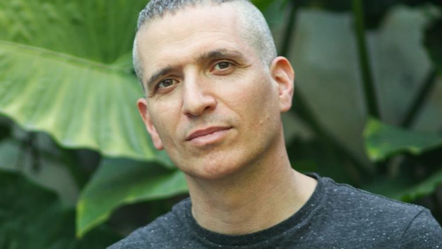 Ezequiel Adamovsky: “El proyecto de Milei solo podría funcionar con dos tercios de la población menos”