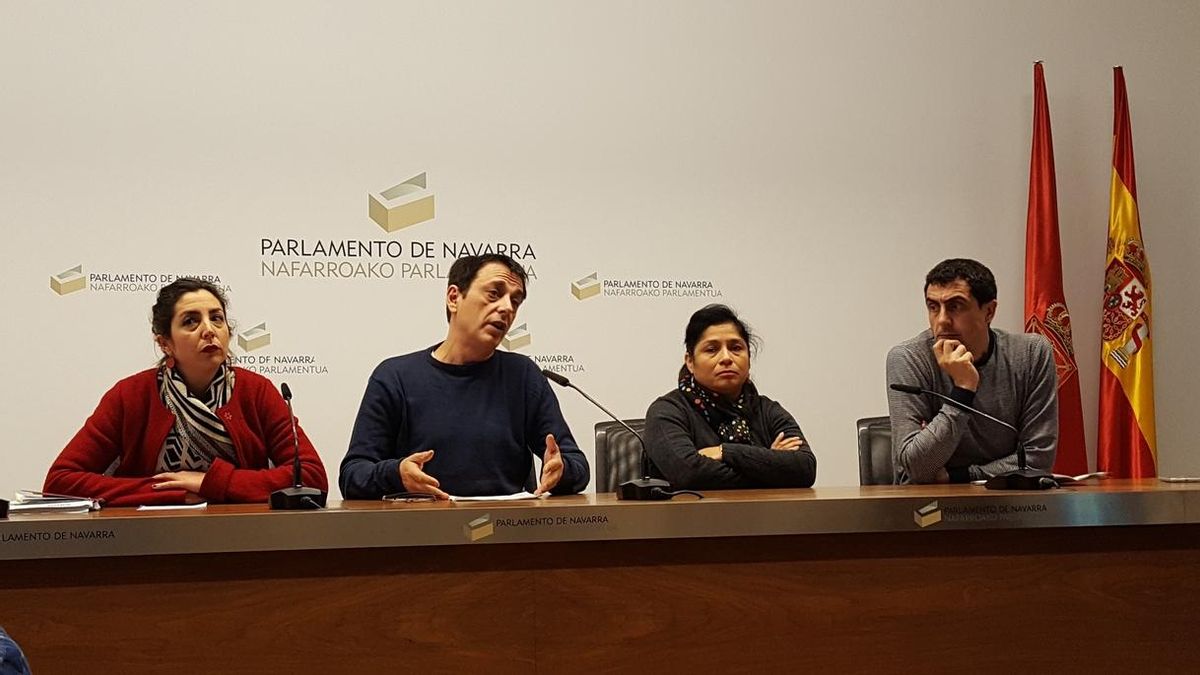 Los parlamentarios afines a Laura Pérez tramitan la sustitución de Mikel Buil como portavoz de Podemos
