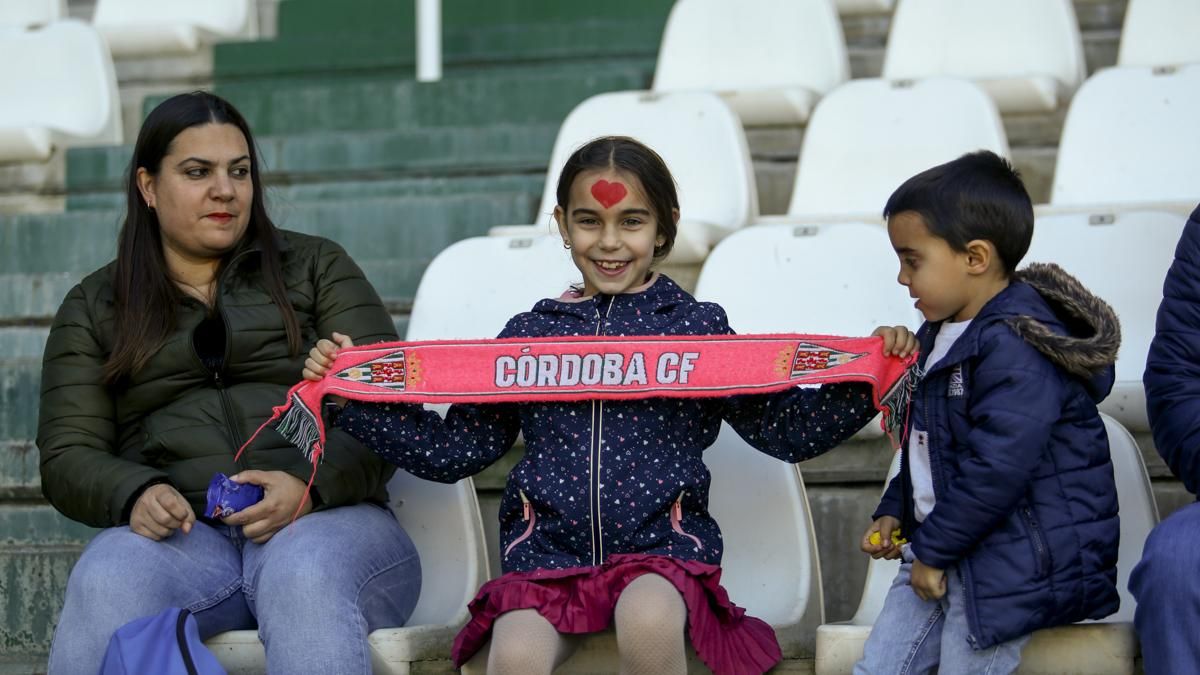 Grada Blanquiverde del Córdoba CF - CD Leganés