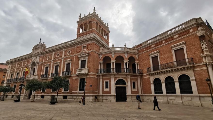 Tres investigaciones cercan a los centros valencianos que albergan terapias de conversión a adolescentes LGTBI