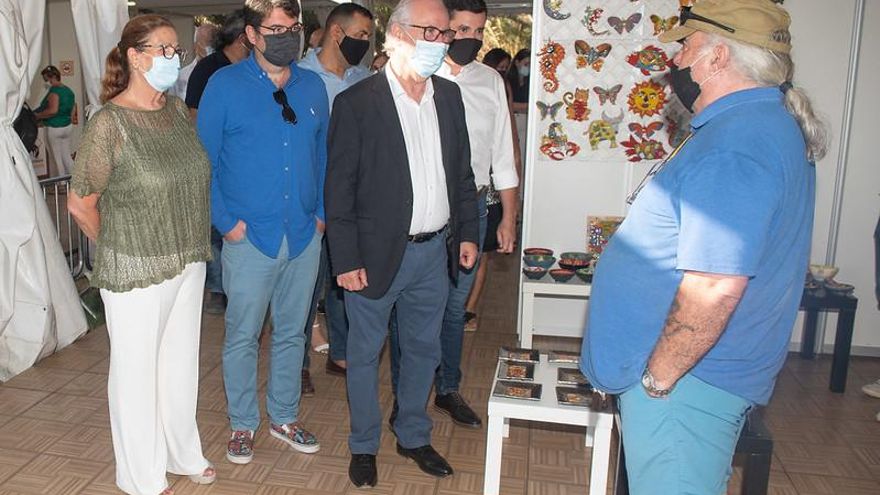 Inauguración de la Feria de Artesanía en el Faro de Maspalomas.