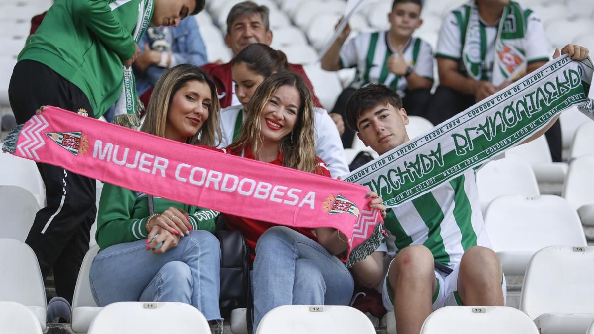 Grada Blanquiverde del Córdoba CF - Granada CF