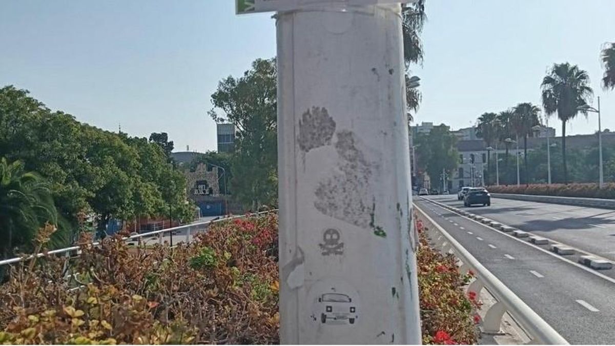 València pagará 72.000 euros para arreglar las flores marchitas del puente que Catalá dedicó a Rita Barberá