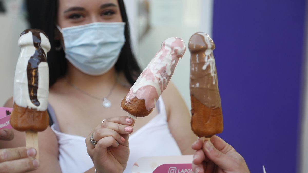 Los cordobeses degustan sus primeros 'pollofres'