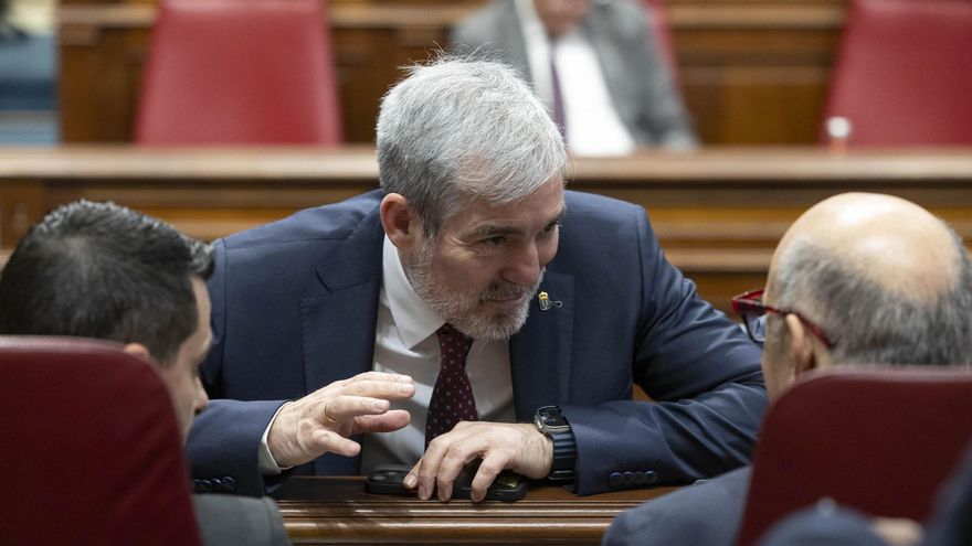 Clavijo pide "apoyos" en el Parlamento para avanzar con Europa en los retos de Canarias como RUP