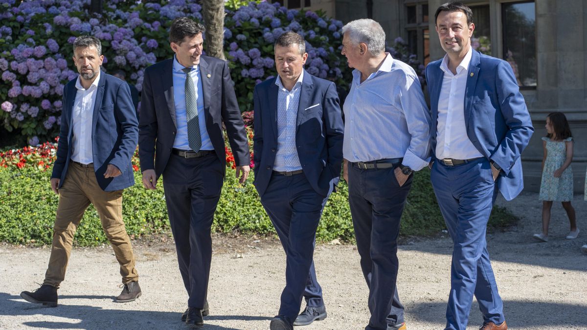 El Gobierno vasco corrige los estatutos de Lanbide para que pueda actuar con "prestaciones de la Seguridad Social"