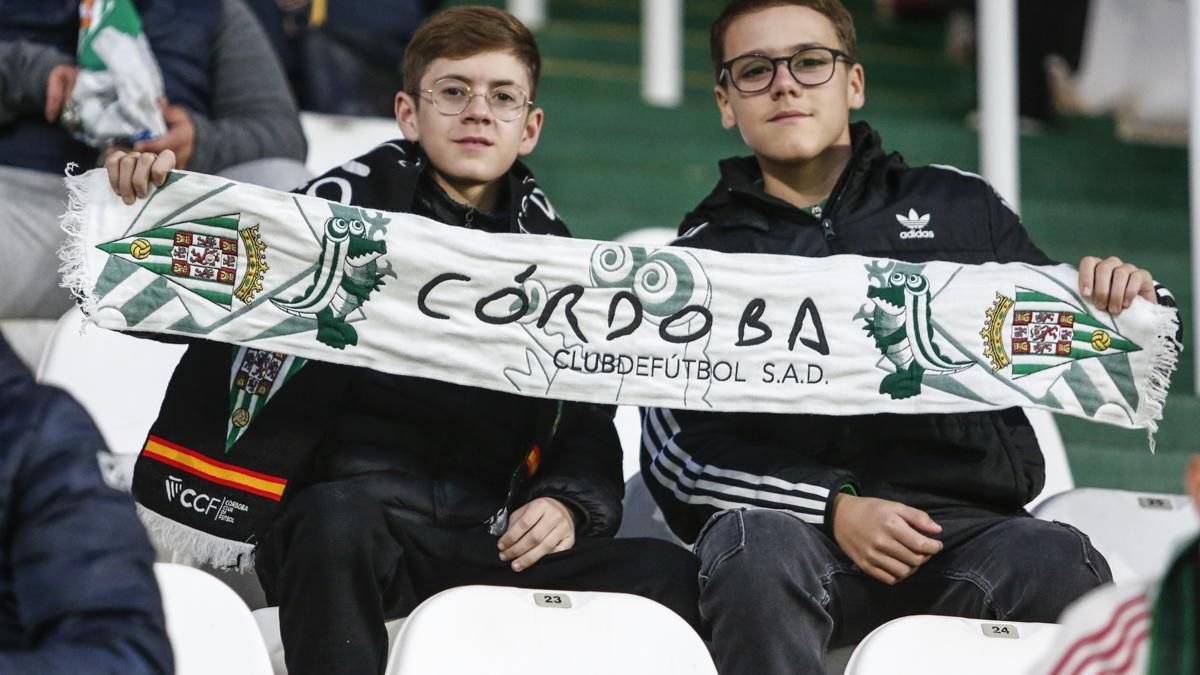 Grada Blanquiverde del Córdoba CF - Cádiz CF