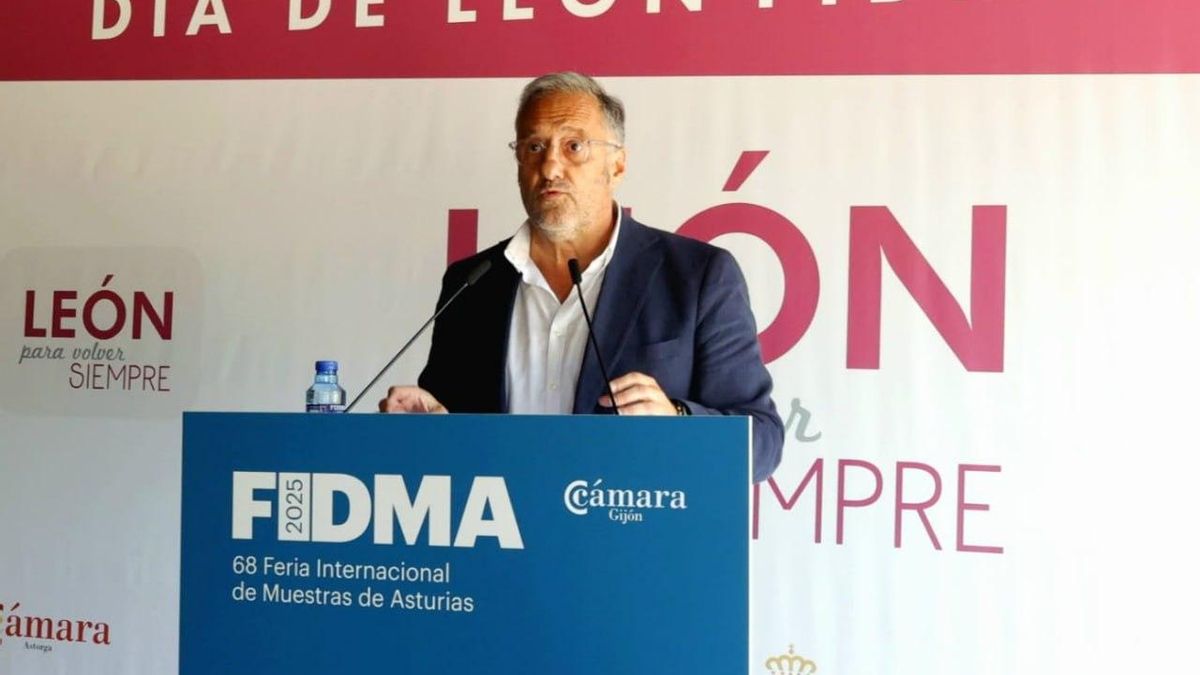 Carlos Pollán en Gijón en la Feria de Muestras de Asturias el domingo 10 de agosto ya en plena oleada de incendios