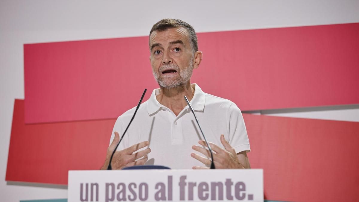 IU abre sus primarias para elegir candidato a la espera de un acuerdo para un "frente amplio de izquierda"