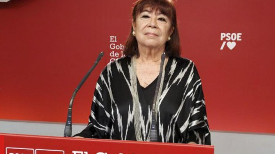 El PSOE y el PP elogian el discurso del rey mientras Podemos cuestiona su "falta de legitimidad democrática"