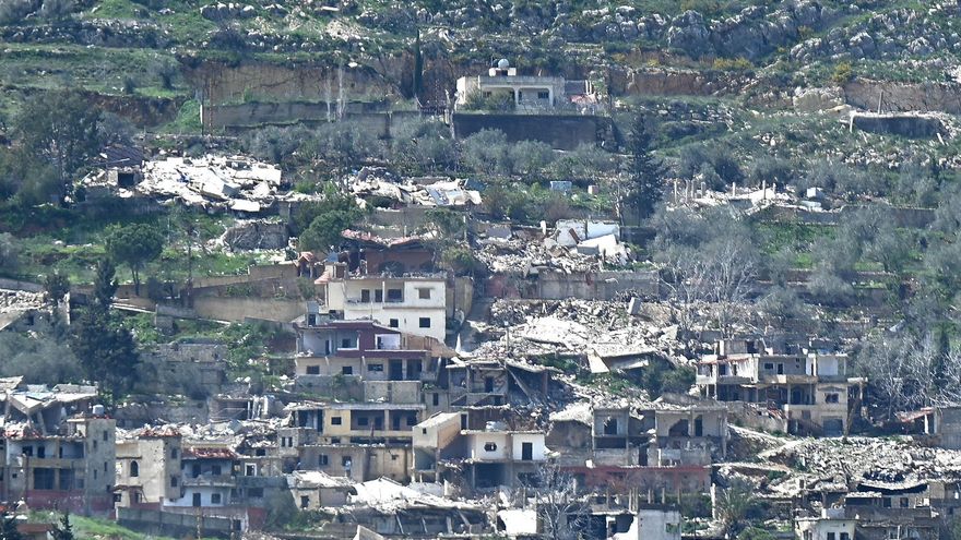 Edificios destruidos por un bombardeo israelí en el sur de Líbano.