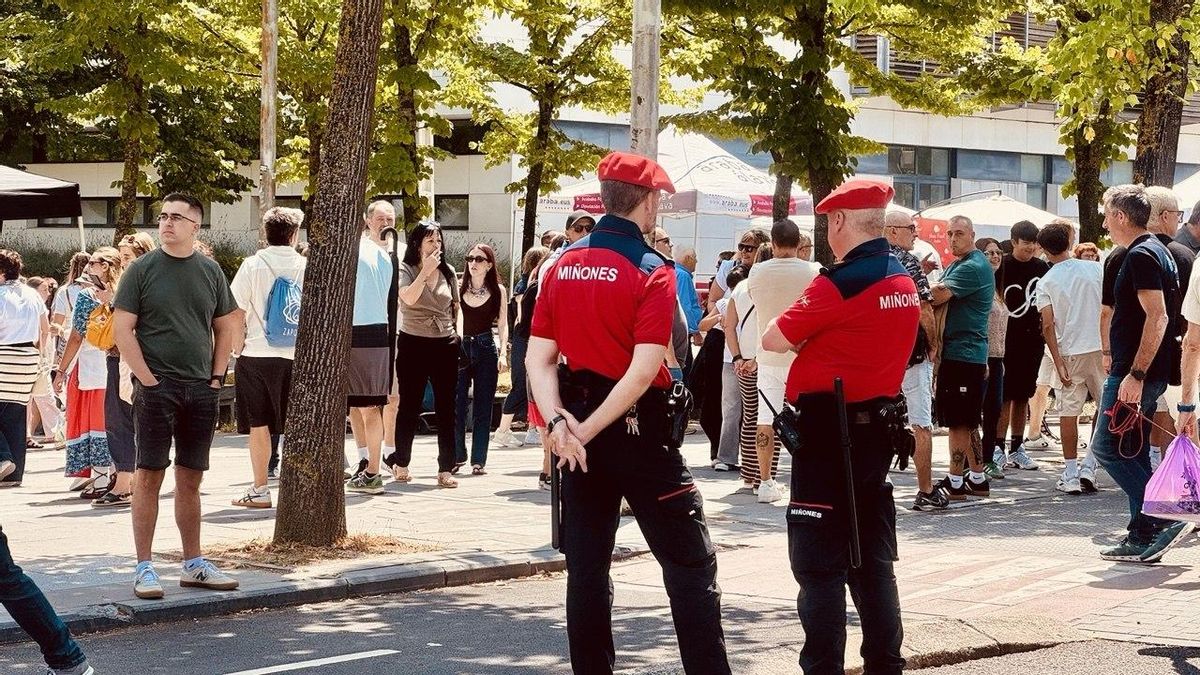 La Policía foral de Álava dejó dos patrullas vacías en un parque durante el eclipse para "simular presencia", denuncia Euspel