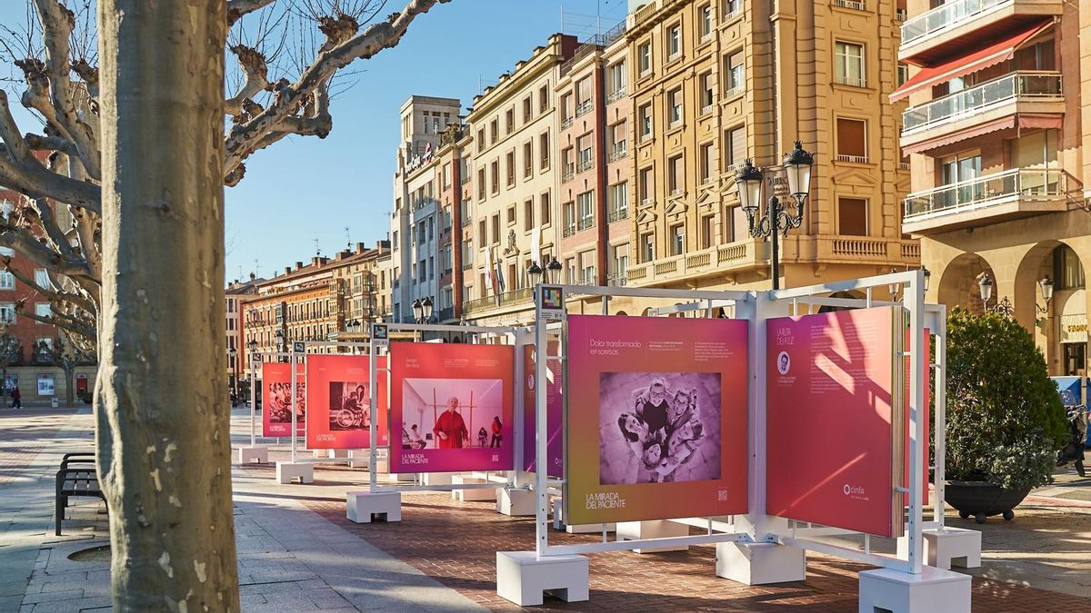 La mirada del paciente y un homenaje a los que cuidan en el Espolón de Logroño