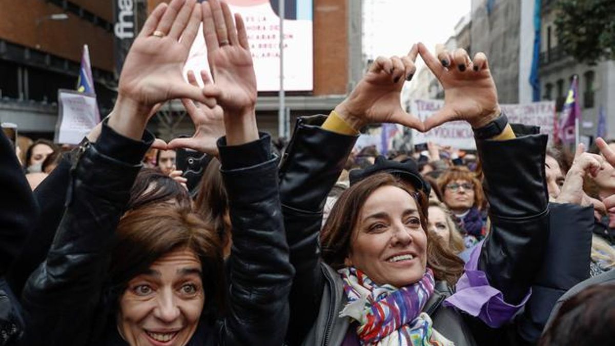 Pepa Bueno en la concentración de 2018 de periodistas en Callao por el 8M