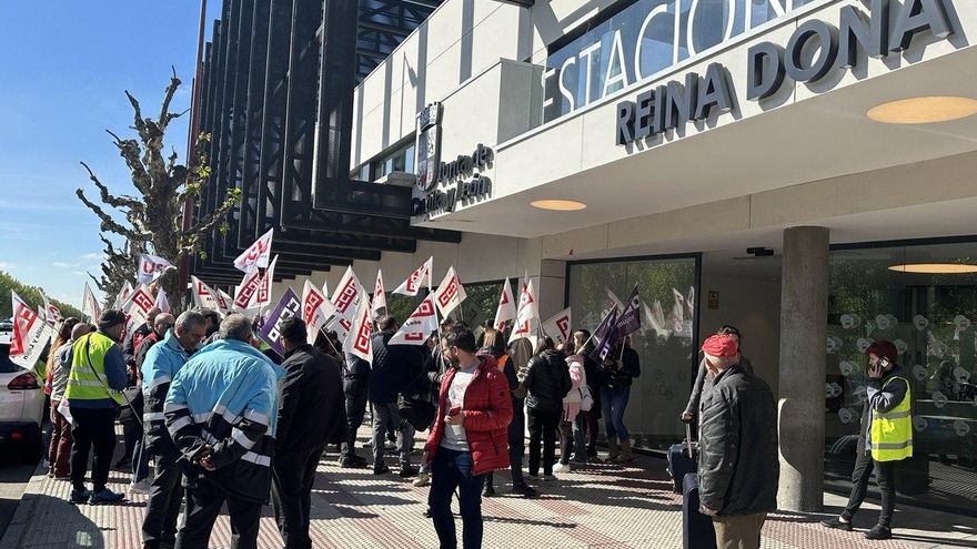 Los trabajadores de Alsa amenazan con convertir la huelga en indefinida si la empresa no negocia