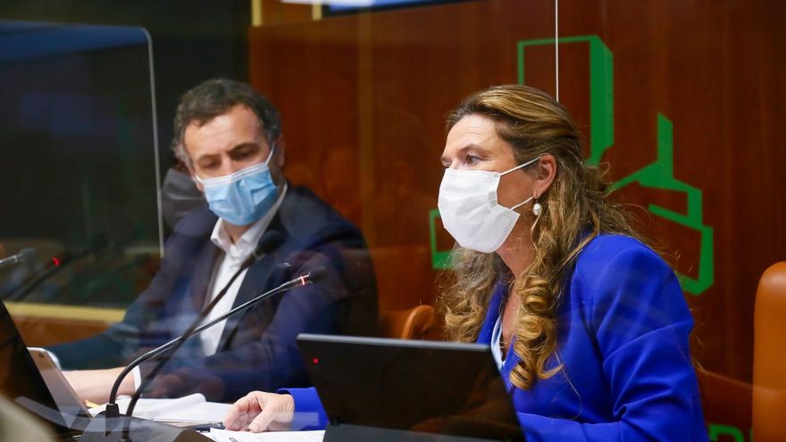 Toda la oposición en Euskadi pide la dimisión de la consejera de Salud por las irregularidades en la vacunación del hospital Santa Marina