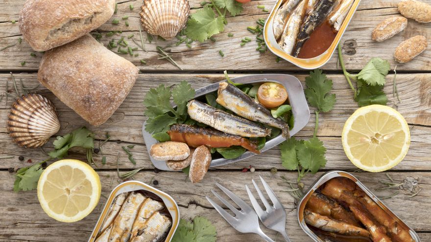 Tres platillos de verano que mejoran y aportan más proteínas añadiéndoles unas sardinas en lata
