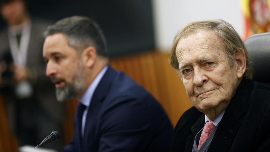 Tamames asegura que no habrá "alteraciones" en su discurso y Abascal celebra su publicación