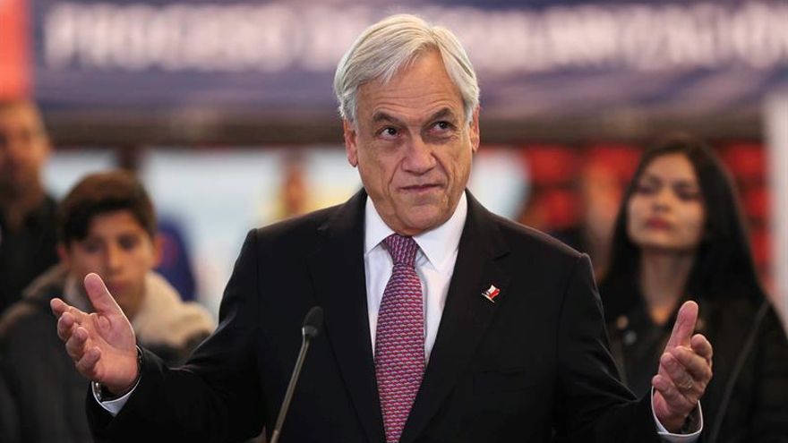 El Gobierno chileno entrega 3.000 primeros visados a inmigrantes regularizados