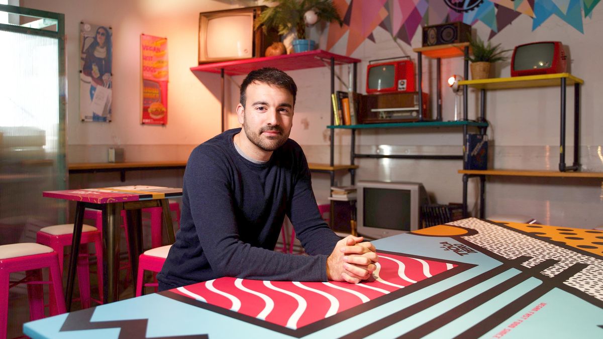 Aitor Sánchez, nutricionista: "La publicidad infantil de alimentos insanos es más invasiva y agresiva que nunca”