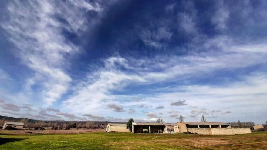 Nubes en Cerezales del Condado. Foto: Javier Martínez de Orueta