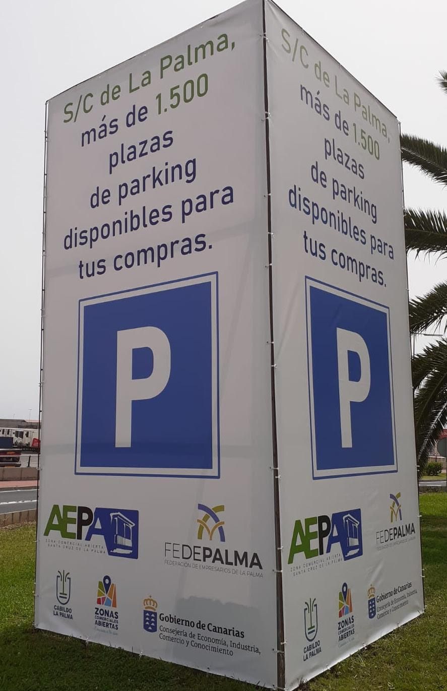 En la imagen, tótem donde se indica la disponibilidad de aparcamiento.