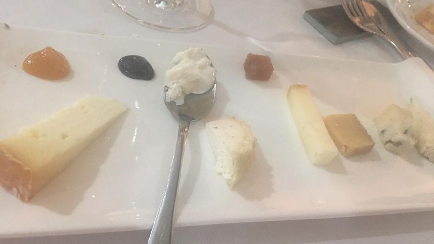 Tabla de quesos de la región.