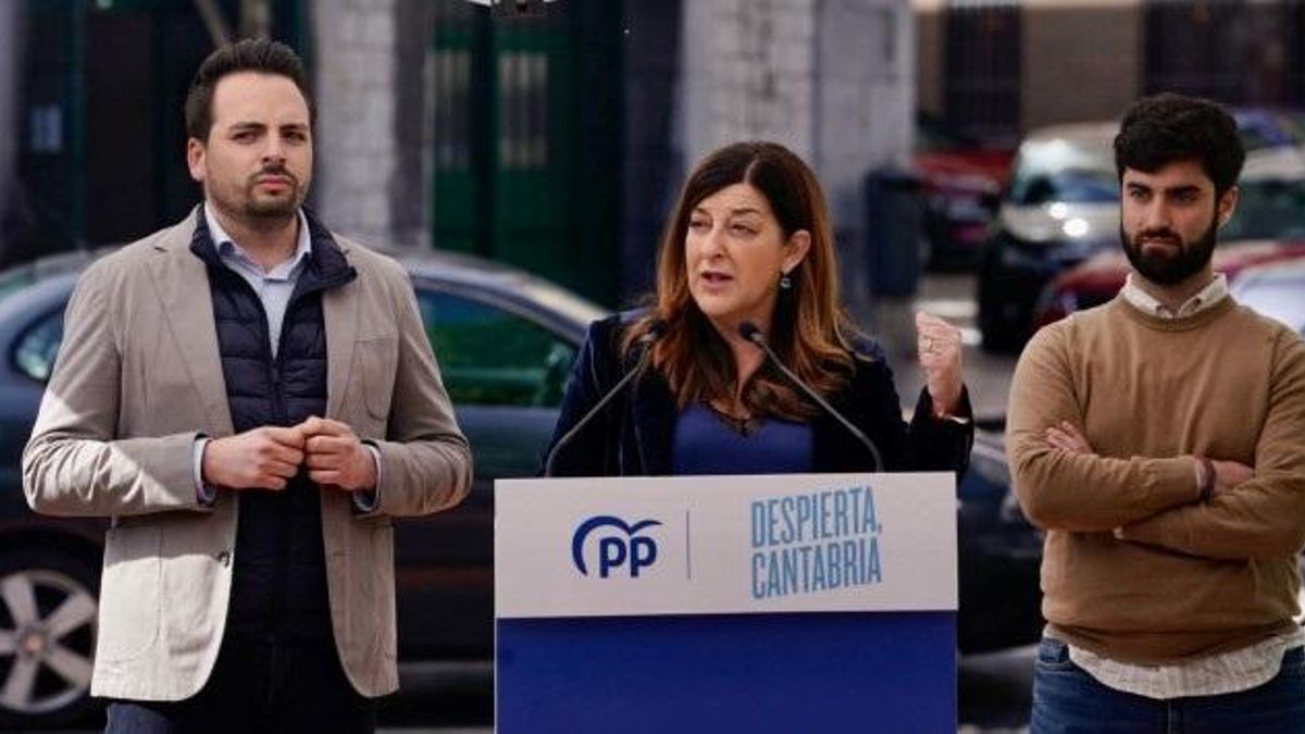 La presidenta del PP y candidata por Cantabria. María José Sáenz de Buruaga, en el acto de Castro Urdiales