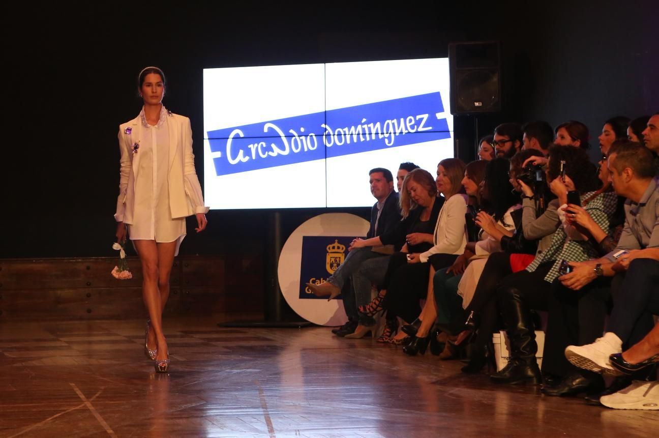 Desfile del diseñador Arcadio Domínguez en la pasarela Gran Canaria Moda Cálida (Alejandro Ramos)
