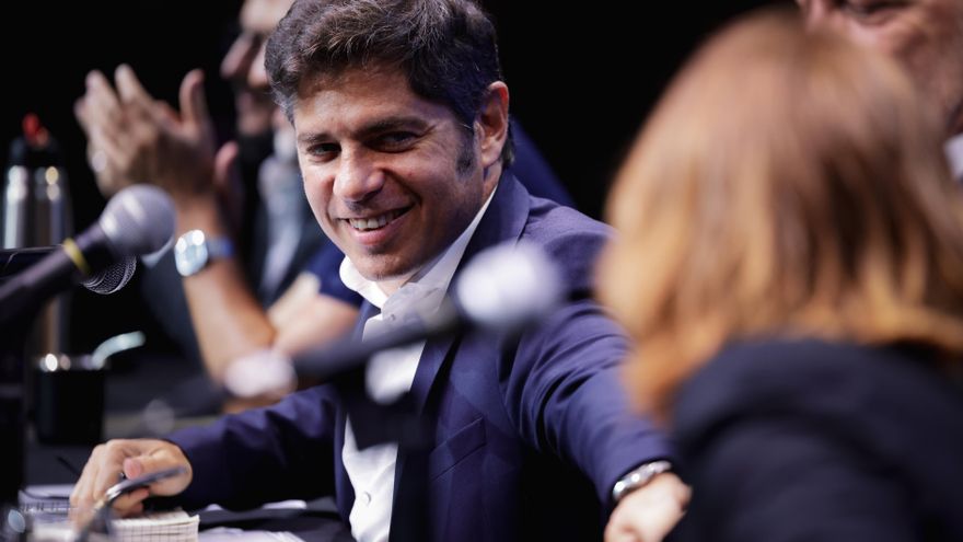Kicillof lanzó su think tank y difundió un documento que refuta “las 10 mentiras” de Javier Milei