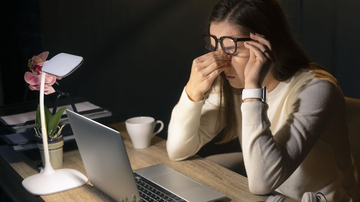 Una iluminación inadecuada puede aumentar la irritabilidad y la sensación de estrés.