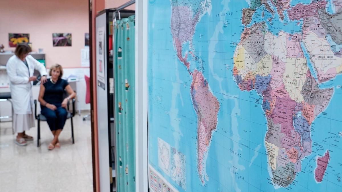Cada vez más leoneses viajan a destinos exóticos: la vacunación internacional supera ya los niveles prepandemia