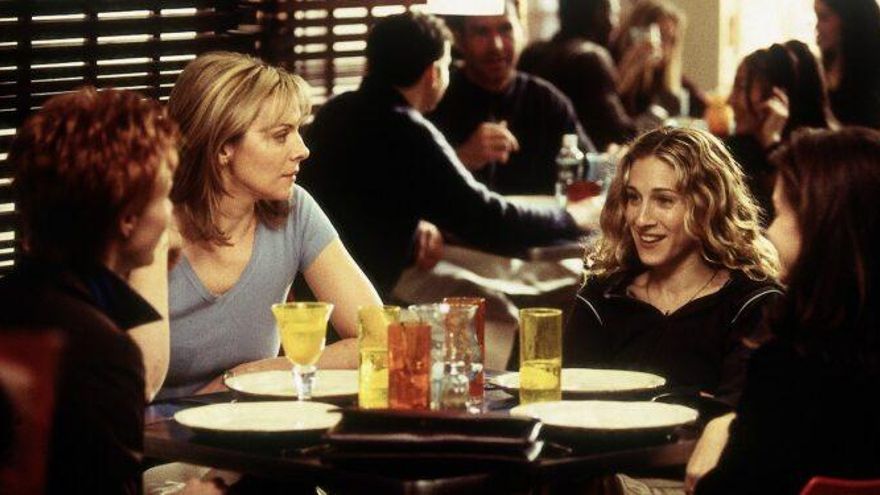 Cultura de comunicação com amigos: por que não compartilhamos mais a vida, resumindo