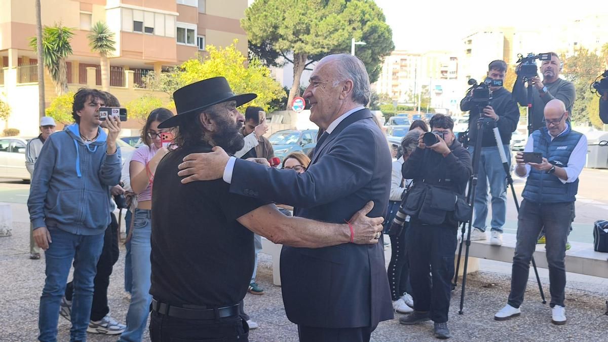 El alcalde de Algeciras, tras declarar por su presunta agresión sexual: "Quiero que paguen por el daño que me han hecho"