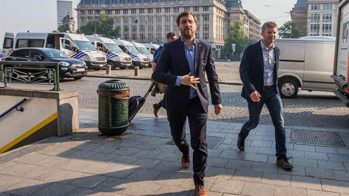 ERC acepta que Comín no pueda delegar hoy su voto durante pleno del Parlament