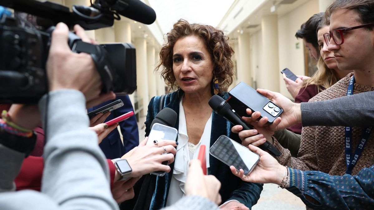 La vicepresidenta primera y ministra de Hacienda, María Jesús Montero.