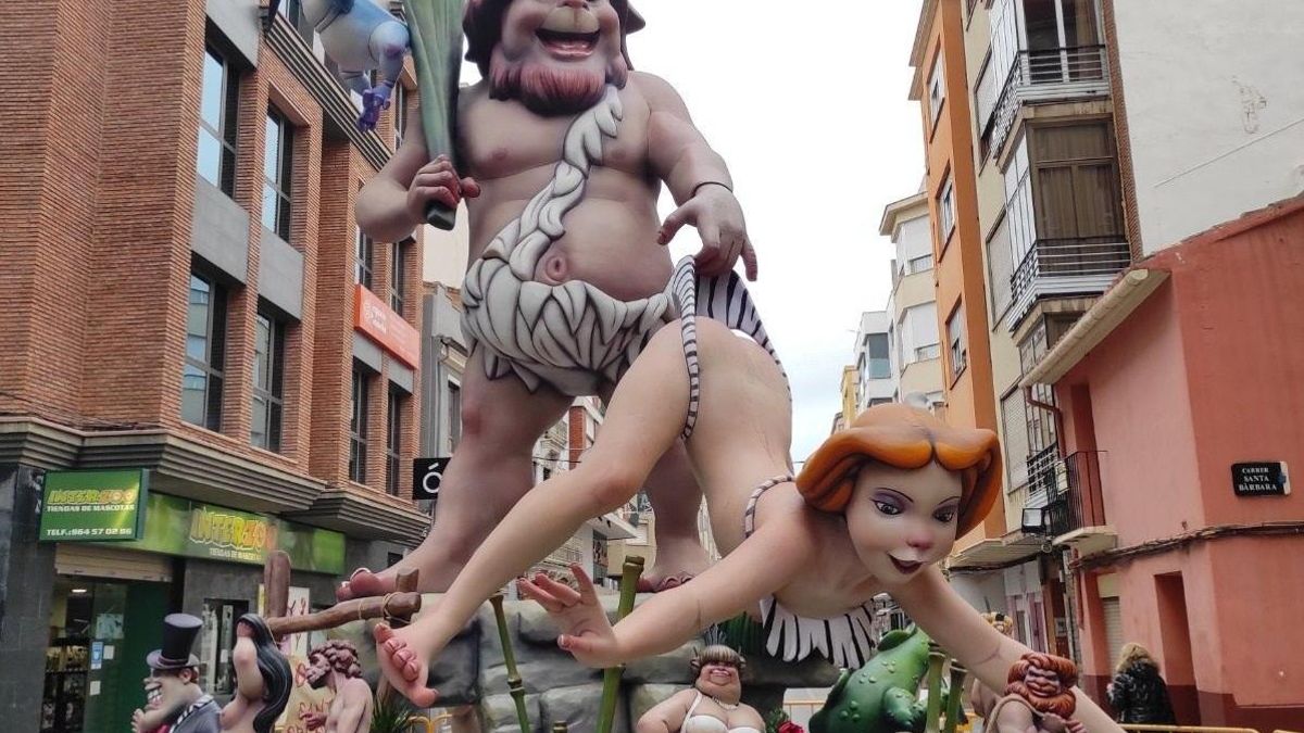 Imagen del monumento 'Que bé viu Batiste el primitiu'.