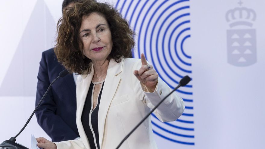 Canarias retira preventivamente 10 millones de fondos europeos con los que se pagaron mascarillas en 2020