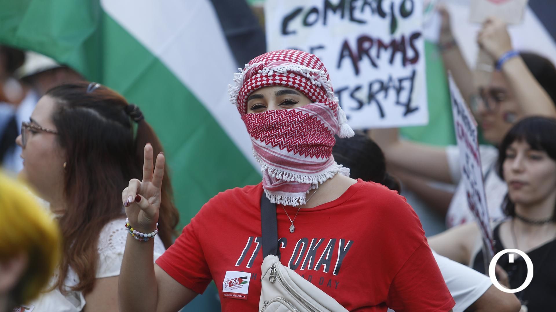 Las imágenes de la masiva manifestación en Córdoba por Palestina