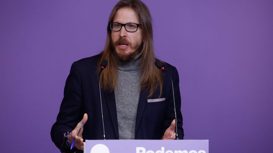 El secretario de Organización y portavoz de Podemos, Pablo Fernández. EFE/  Javier Lizon