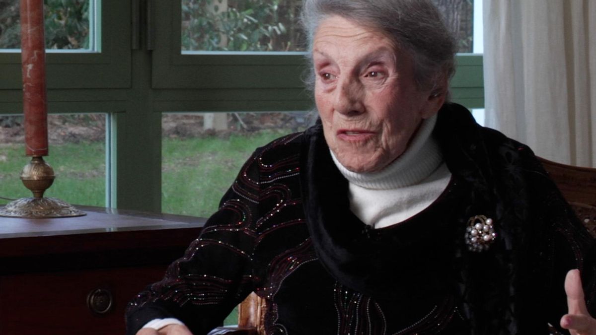 El casting con Buñuel o un obús sobre un teatro: un documental alumbra la “última gran función” de María Isbert