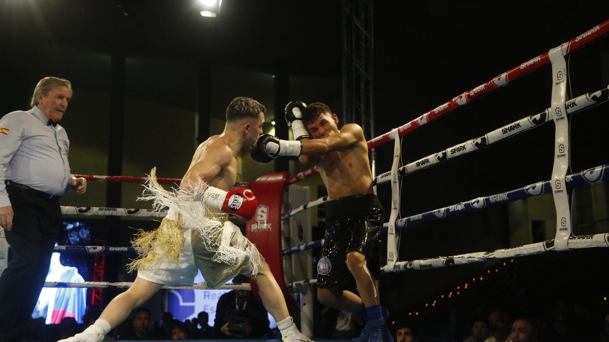 Combate Rafa Lozano Jr. ante Kervin Romero 