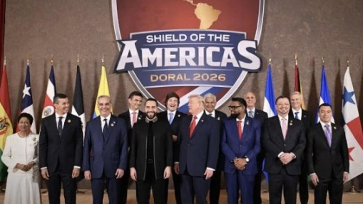 Milei con Trump y otros presidentes americanos, en el lanzamiento del llamado Escudo de las Américas.
