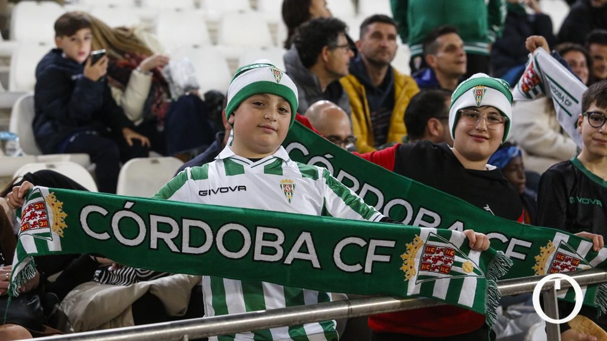 Grada Blanquiverde del Córdoba CF - Real Murcia