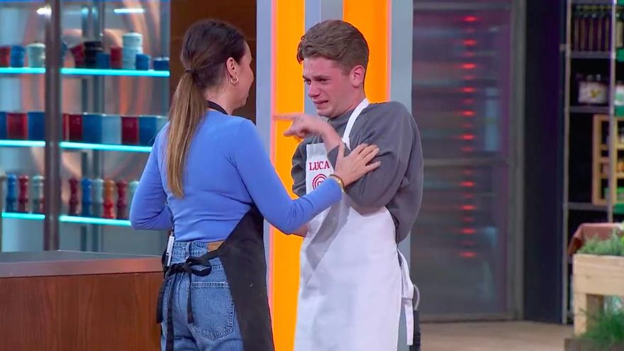 La nueva expulsión de 'MasterChef 11' derrumbó a Luca: "Gracias a ti he podido estar aquí"