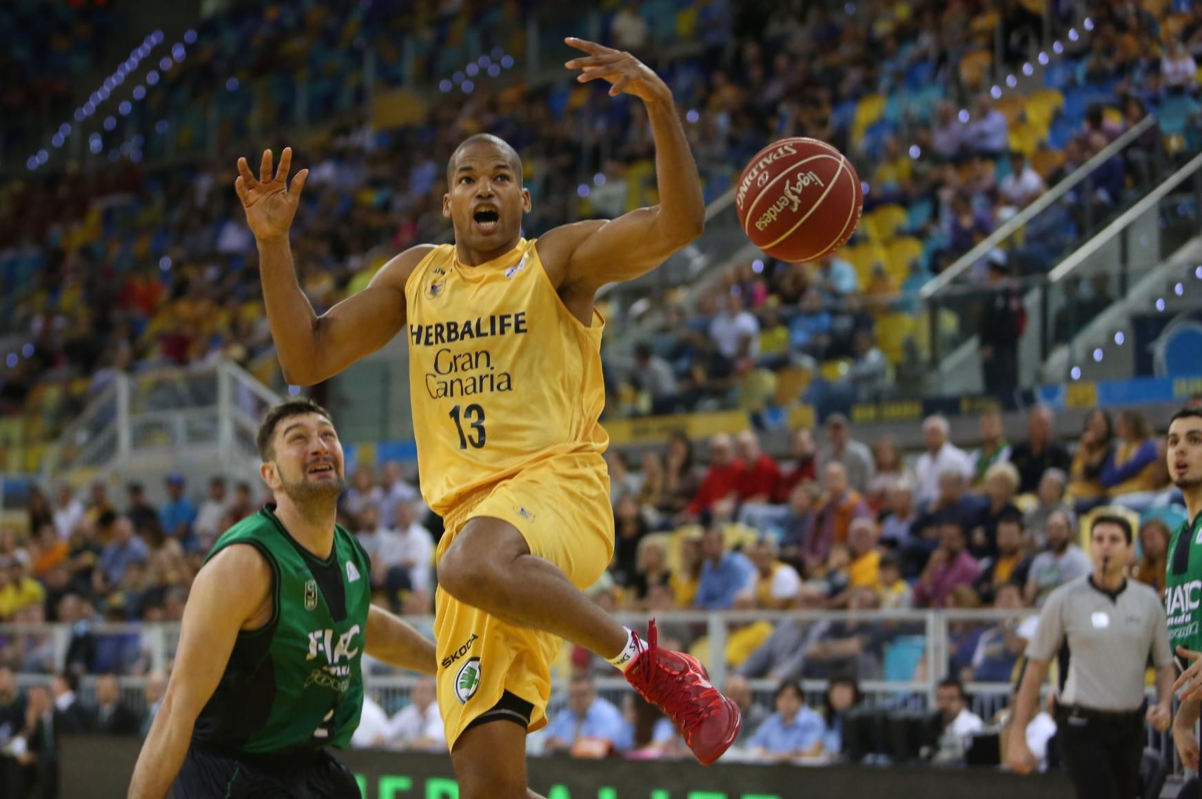 Partido entre el Herbalife Gran Canaria y el FIAT Joventud disputado en el Gran Canaria Arena.