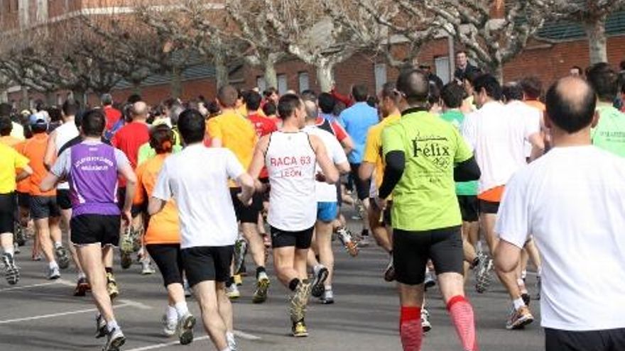 Un momento de la Media Maratón disputada en León.
