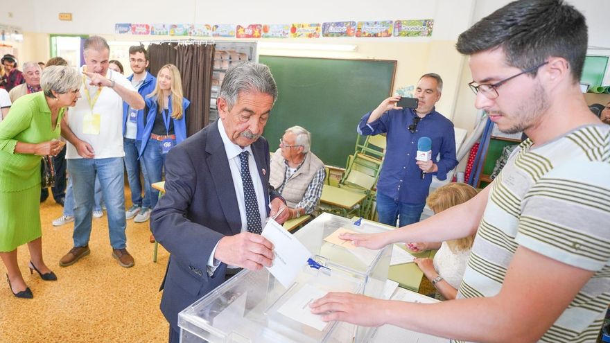El presidente de Cantabria y candidato a la reelección por el PRC, Miguel Ángel Revilla