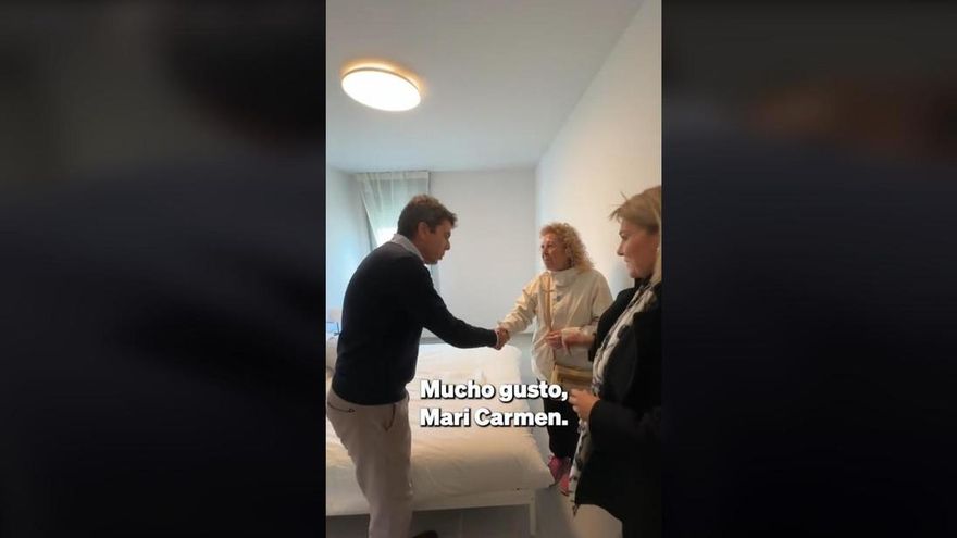 "Con terracita, también": Mazón exhibe en redes cómo entrega viviendas a afectados por la DANA