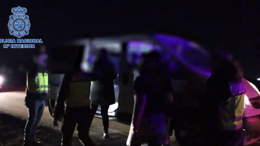 Jornada de 13 horas, sin contrato, y por 15 euros al día: la explotación laboral en una empresa agrícola